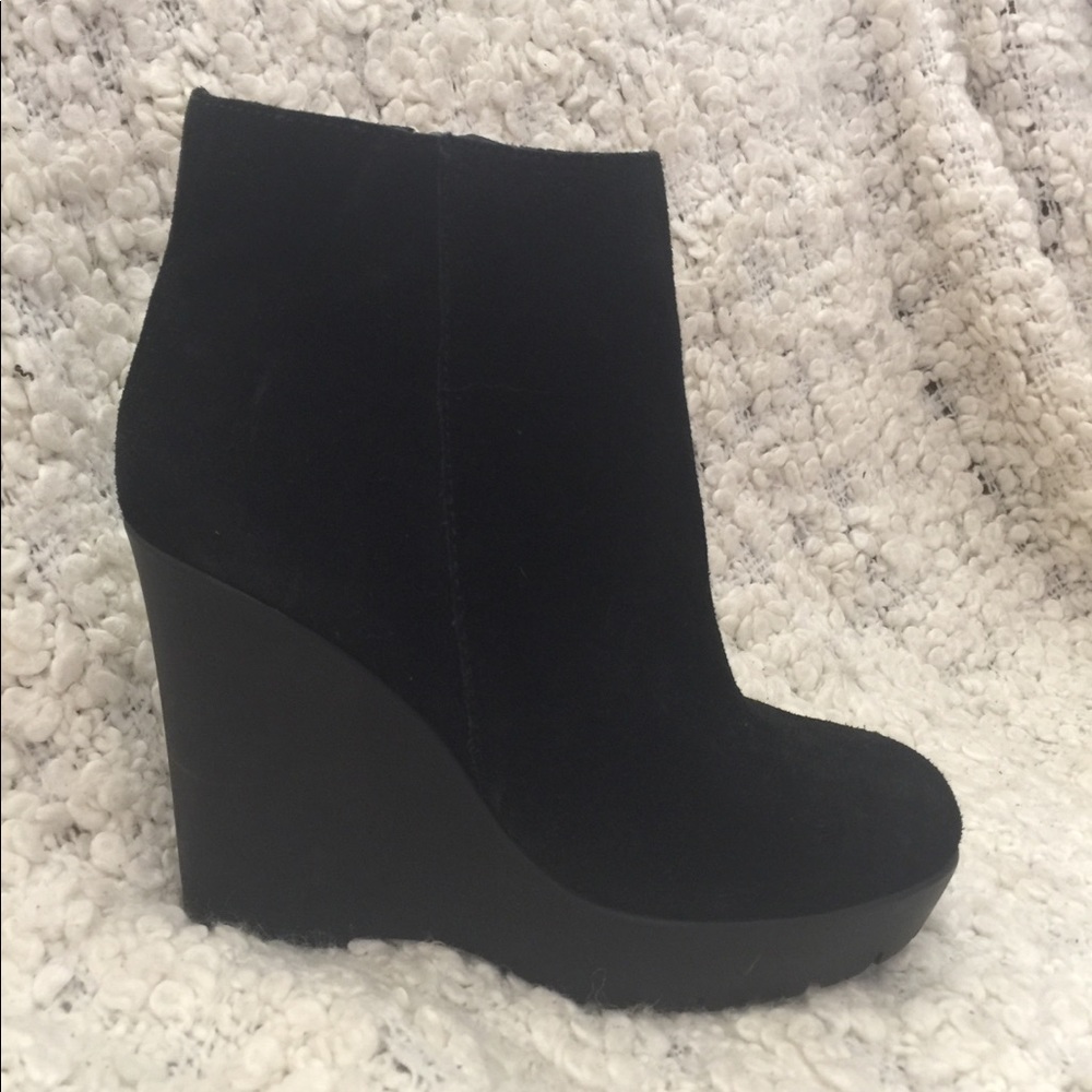 Steve madden wedge ankle boots